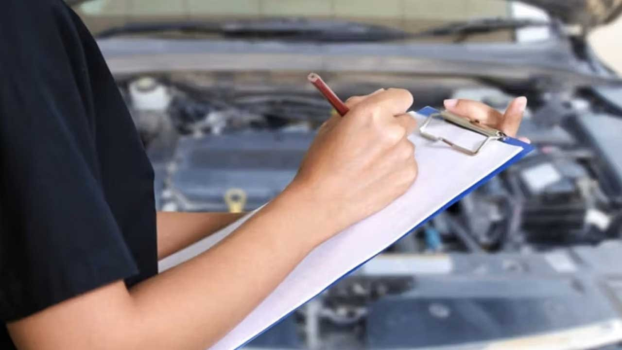 Bayiden çıkar çıkmaz değer kaybeden otomobiller! Elektrikli modeller listeye damga vurdu