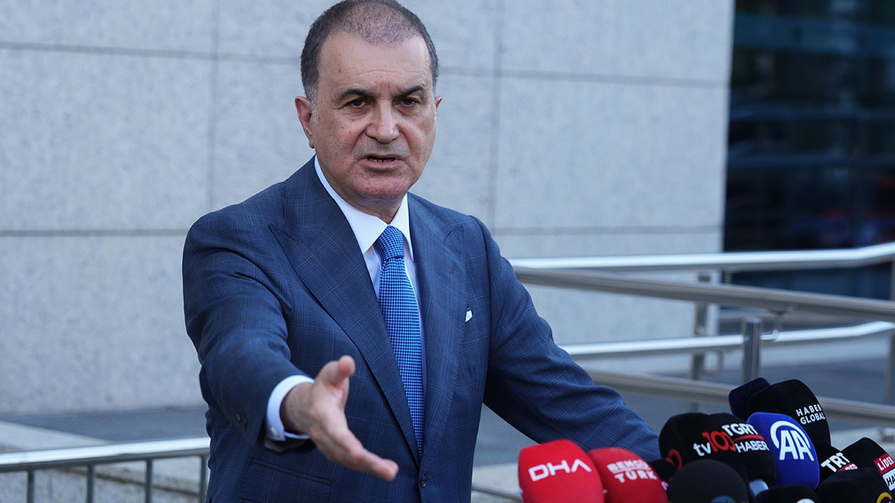CHP İstanbul İl Yönetimi'nin görevden alınmasının ardından AK Parti'den ilk açıklama CHP İstanbul İl Yönetimi'nin görevden alınmasının ardından AK Parti'den ilk açıklama