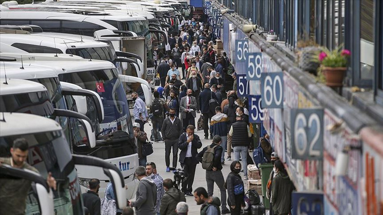 Otobüste tekel kavgası!