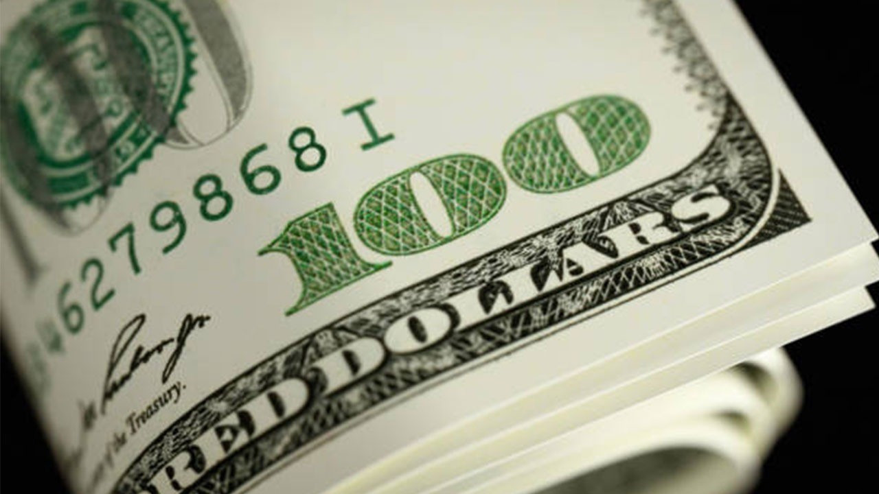 Bloomberg: Devlet bankaları 2 günde 5 milyar dolar sattı Bloomberg: Devlet bankaları 2 günde 5 milyar dolar sattı