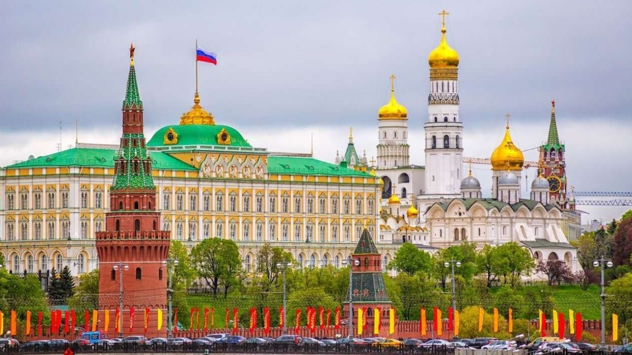 Kremlin, Putin'in ABD'ye karşı komplo kurduğu iddialarını yalanladı